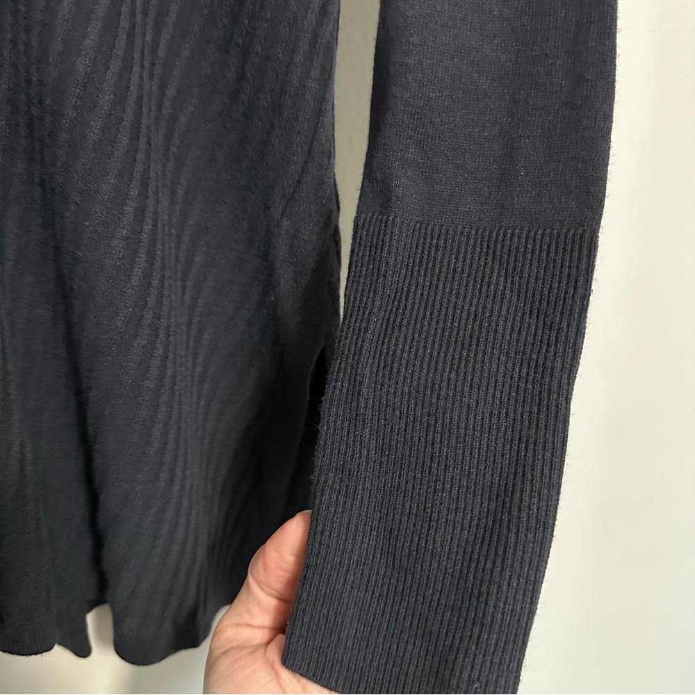 E3 by Etcetera Navy Ribbed V-Neck Tunic Sweater Silk Blend Women’s Size Small - Picture 4 of 8